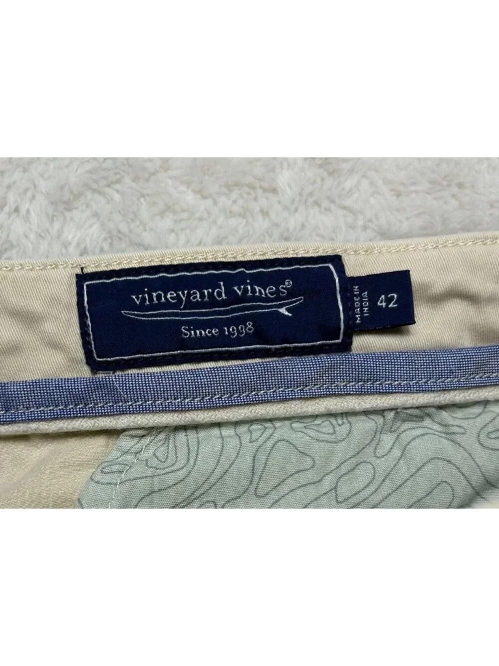 Vineyard Vines Island Chino Shorts Mens 42 Beige Stretch Flat Front Slash Pocket